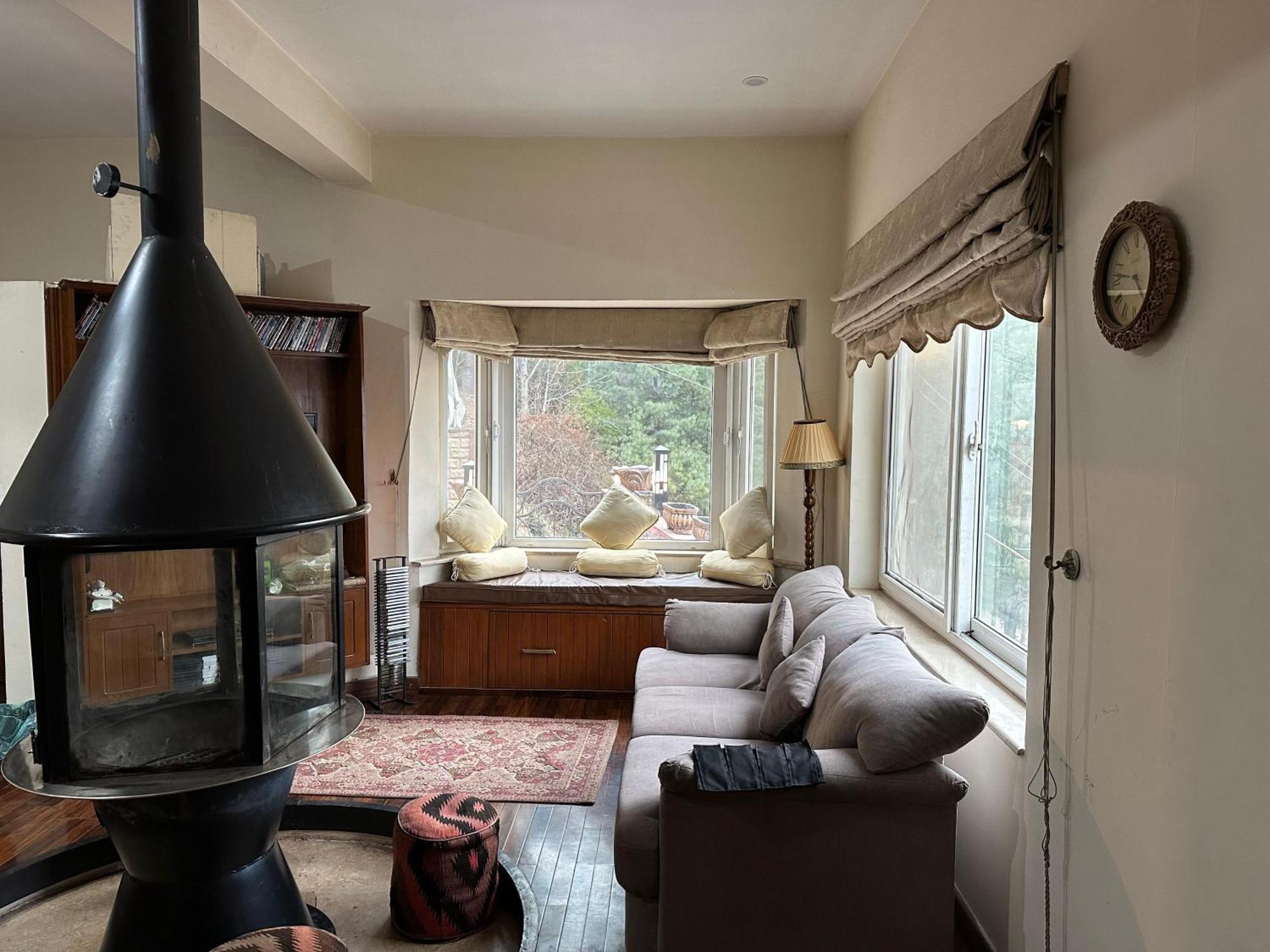 Sarah'S Lodge Murree Eksteriør bilde